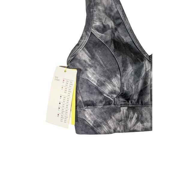 Sports Bra Camo Brushed Tie Dye Print Light Support VNeck All in Motion XS Gray‎ - Picture 2 of 8
